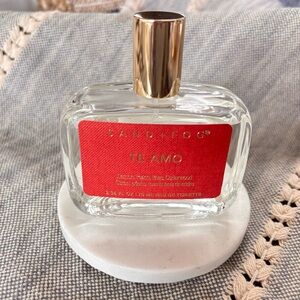 Sand + Fog Te Amo Eau de Toilette - Bold Red